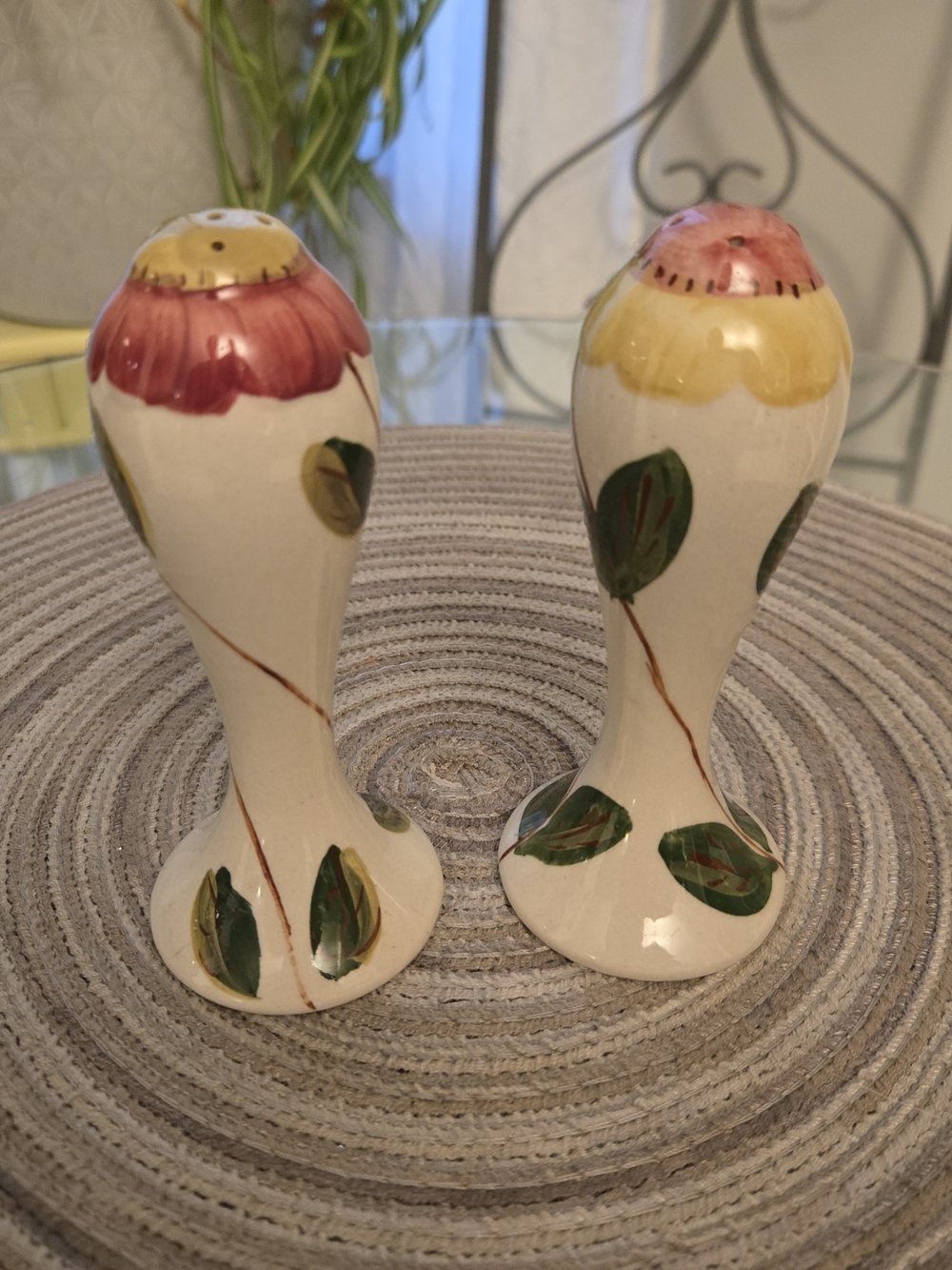 Blue Ridge Southern Potteries Blossom Top salt and pepper shaker set